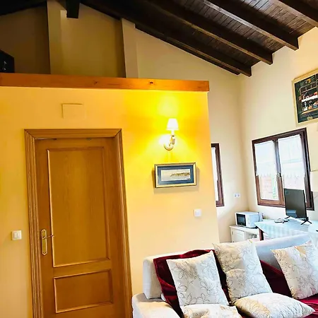 Holiday home Rurales La Carbayala *