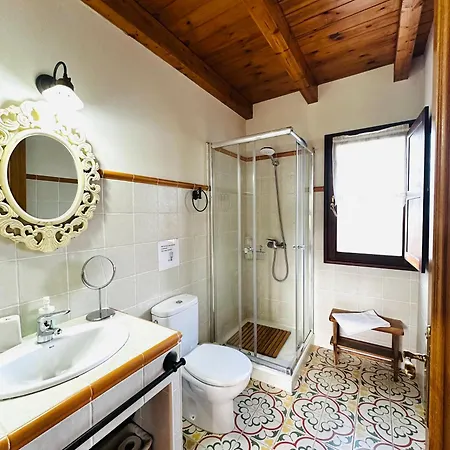 Rurales La Carbayala Ovinana (Cudillero)