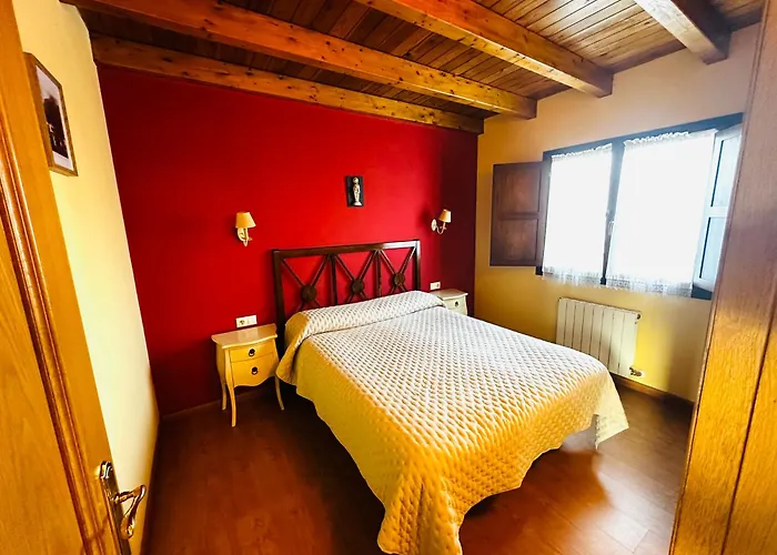 Rurales La Carbayala Сasa de vacaciones Oviñana