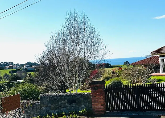 Rurales La Carbayala * Oviñana