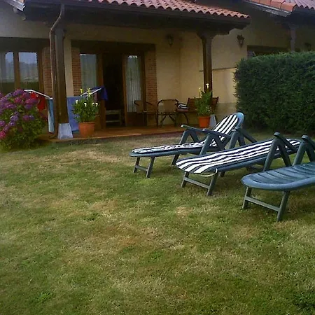 Holiday home Rurales La Carbayala