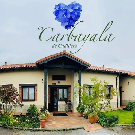 Carbayala Casinas Rurales * 오비나라