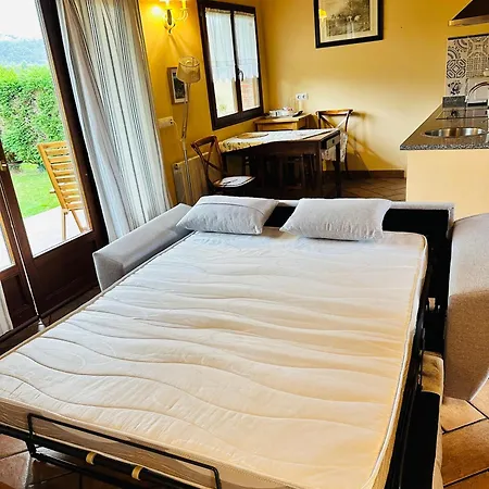 펜션 Carbayala Casinas Rurales